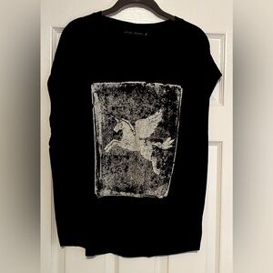 CavalloT w/Pegasus Design. Size M/L. Sleeveless. 100% rayon. A natural order.